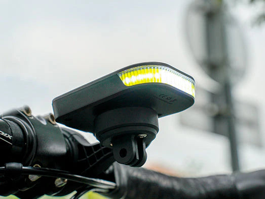 Luz delantera FR300
