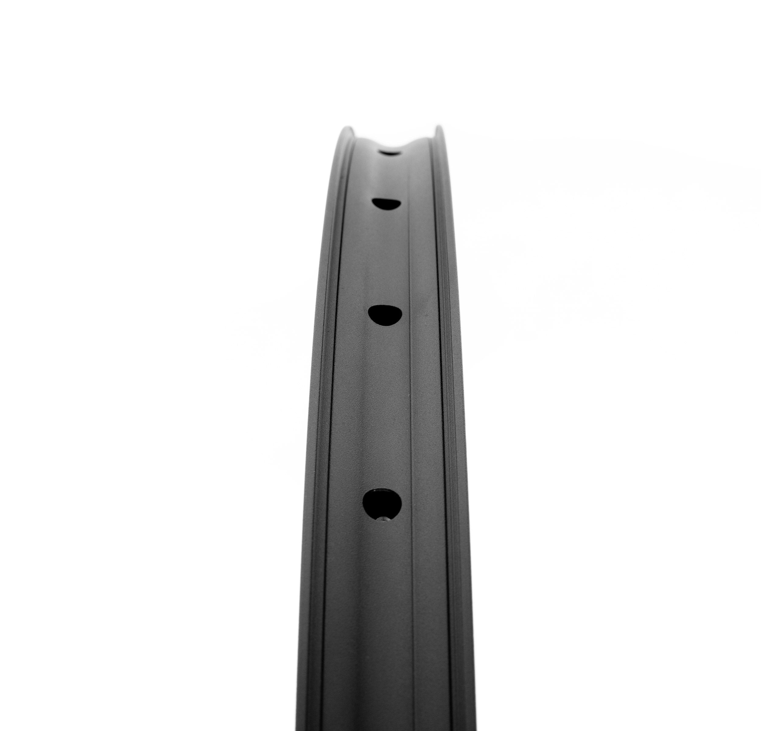 LLANTA EN305 V3 27.5 32H (INDUSTRY NINE)