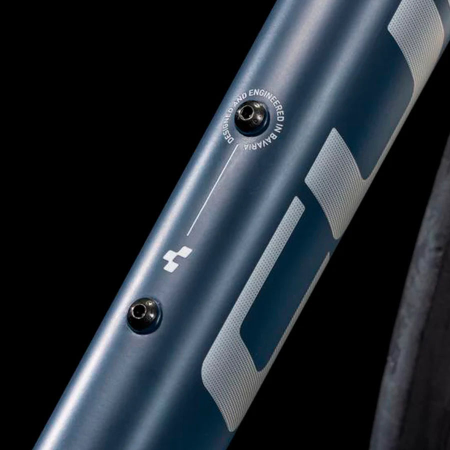 Bicicleta Ruta attain Pro Aro 700c