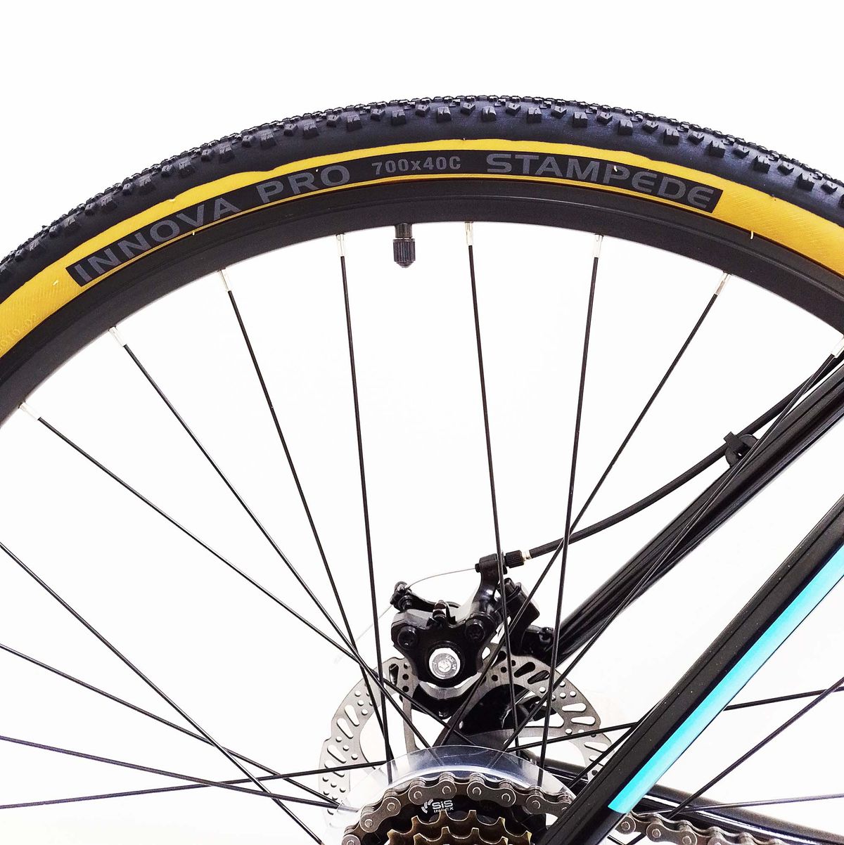 Bicicleta Radical Mountain 700C CX 1.0