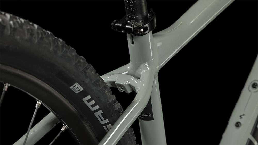 Bicicleta Mountain Bike Attention Aro 29