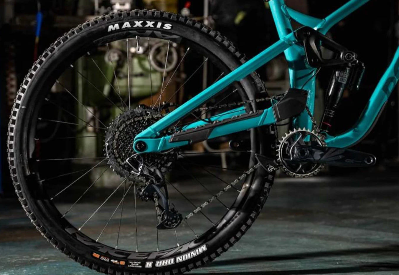 Bicicleta Doble suspensión Chainsaw Enduro GX Aro 29