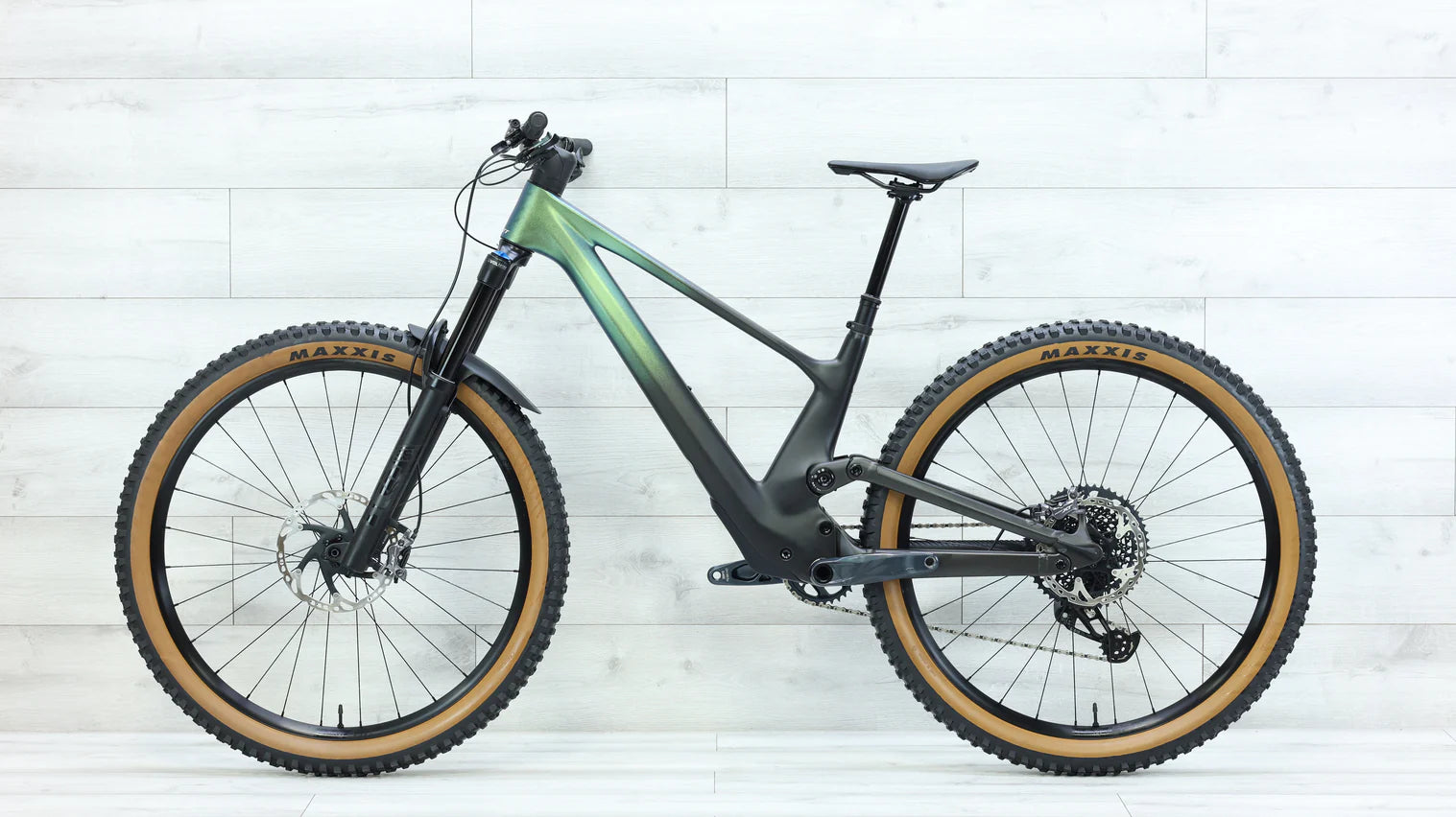 Bicicleta Enduro doble suspensión Genius 910