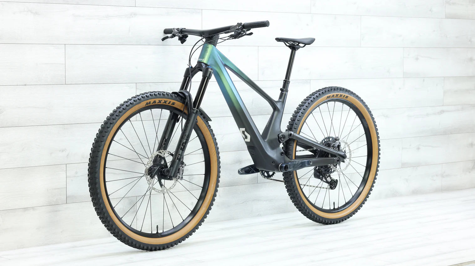 Bicicleta Enduro doble suspensión Genius 910
