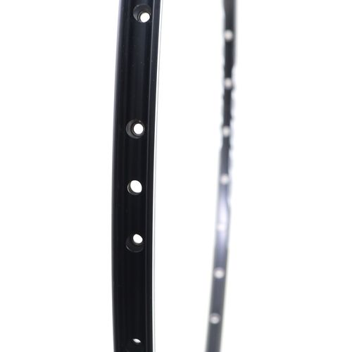 Llanta Weinmann 700c Cobra Ojetillo 32h Negra