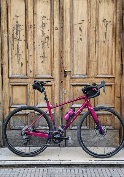 Marco Cuadro Gravel carbono Headlands