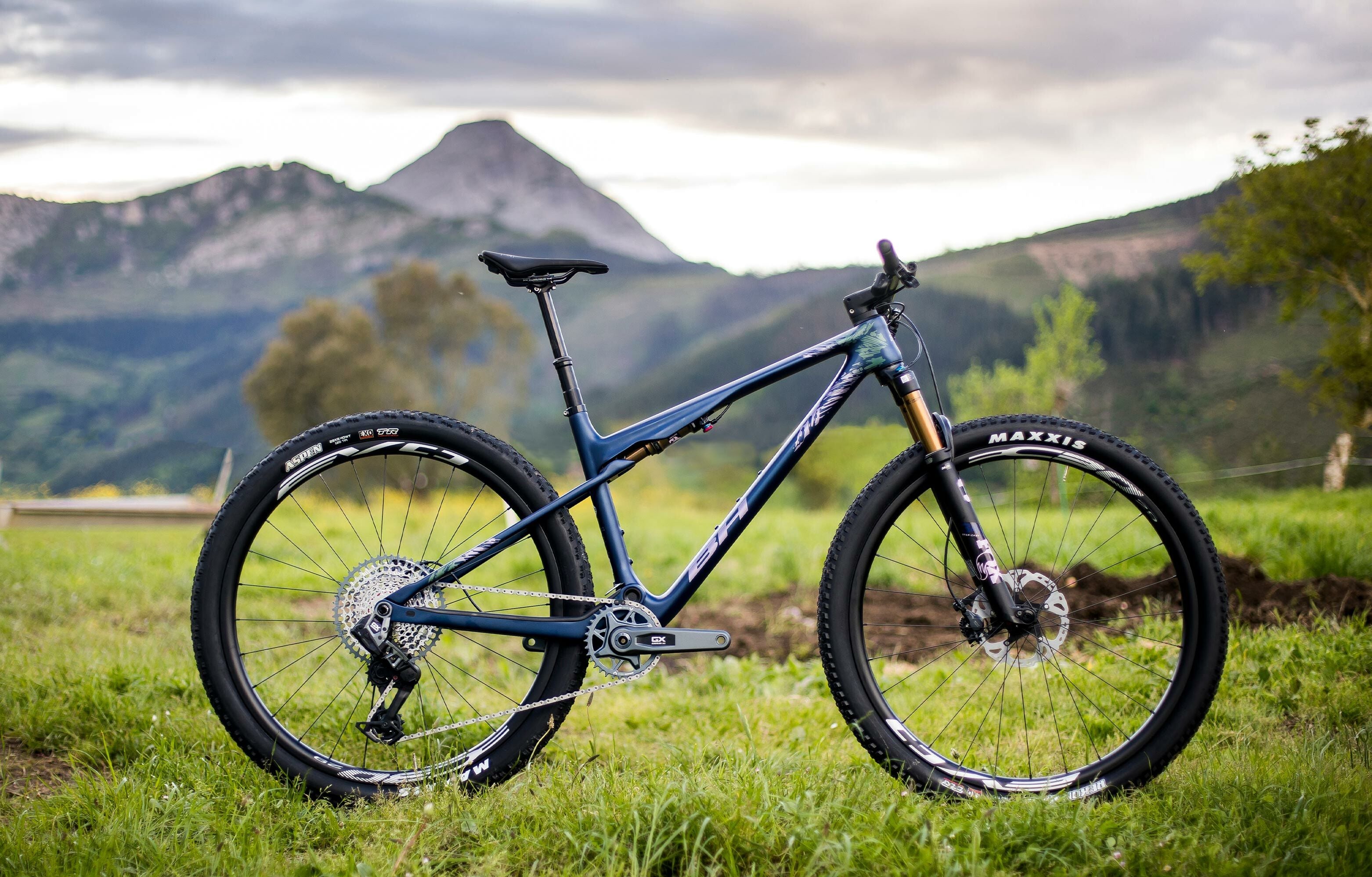 Bicicleta Doble suspensión XC Lynx 6.0 SLS