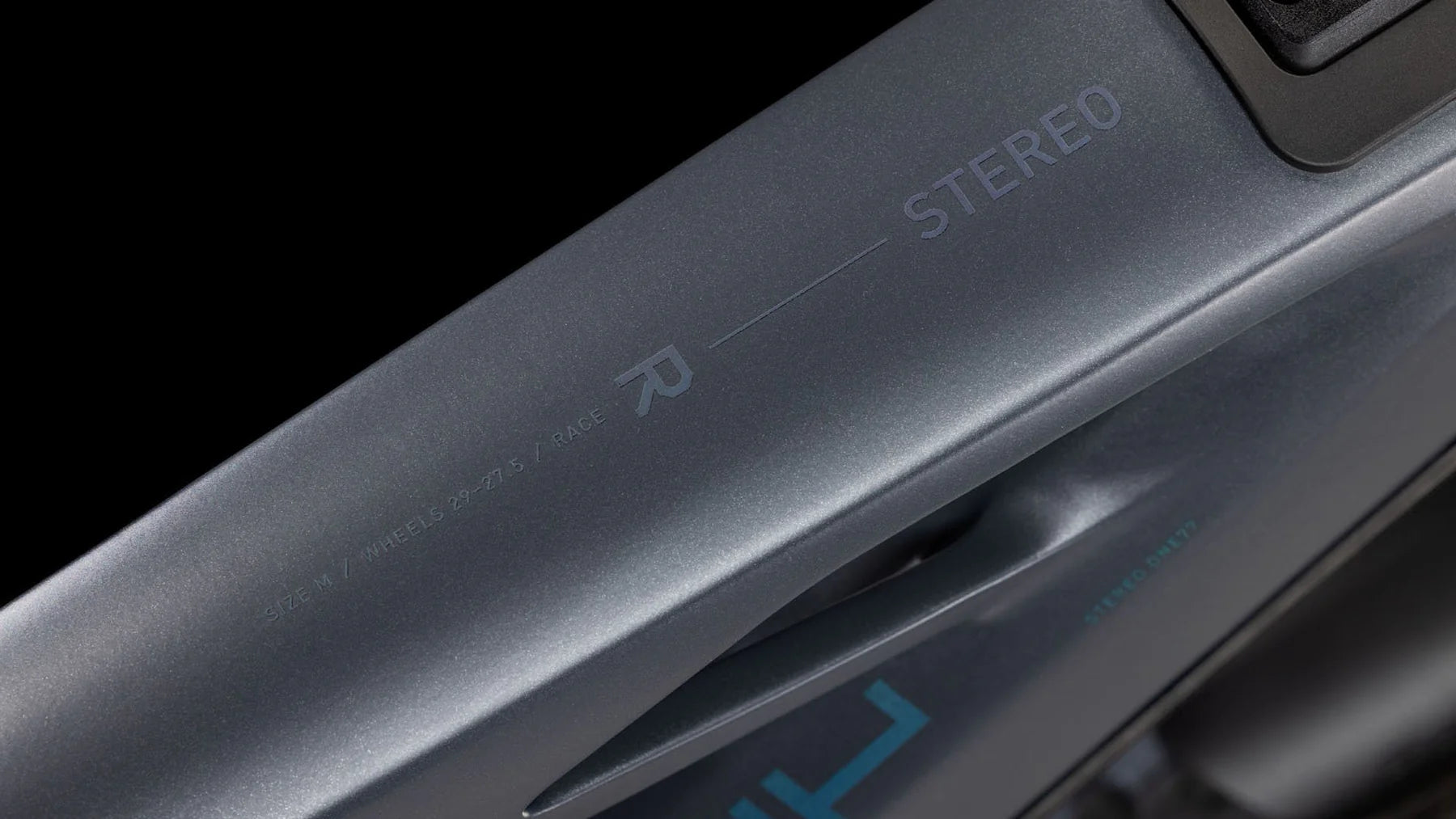 Bicicleta MTB Eléctrica Stereo Hybrid ONE77 HPC Race 800