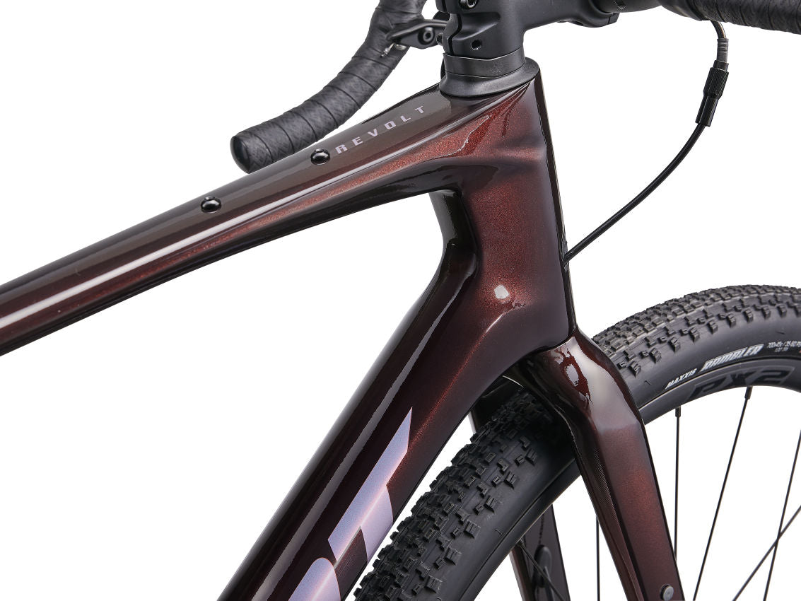 Bicicleta Gravel Revolt Advanced 1