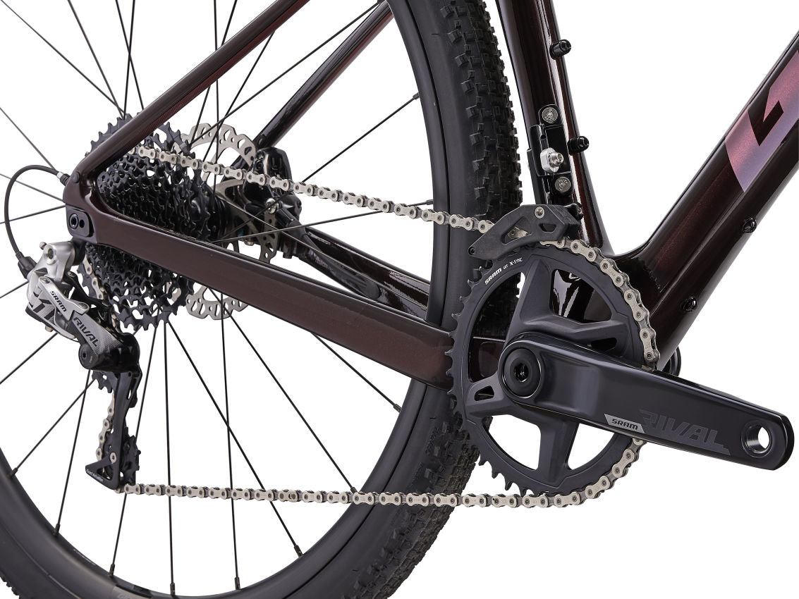 Bicicleta Gravel Revolt Advanced 1