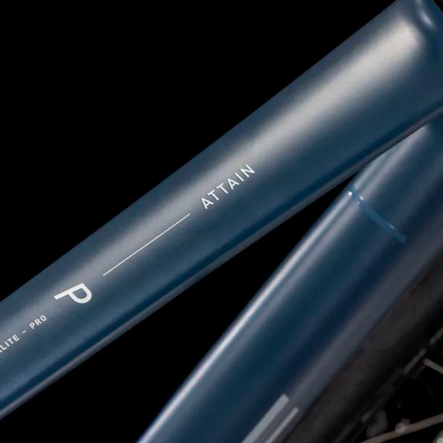 Bicicleta Ruta attain Pro Aro 700c