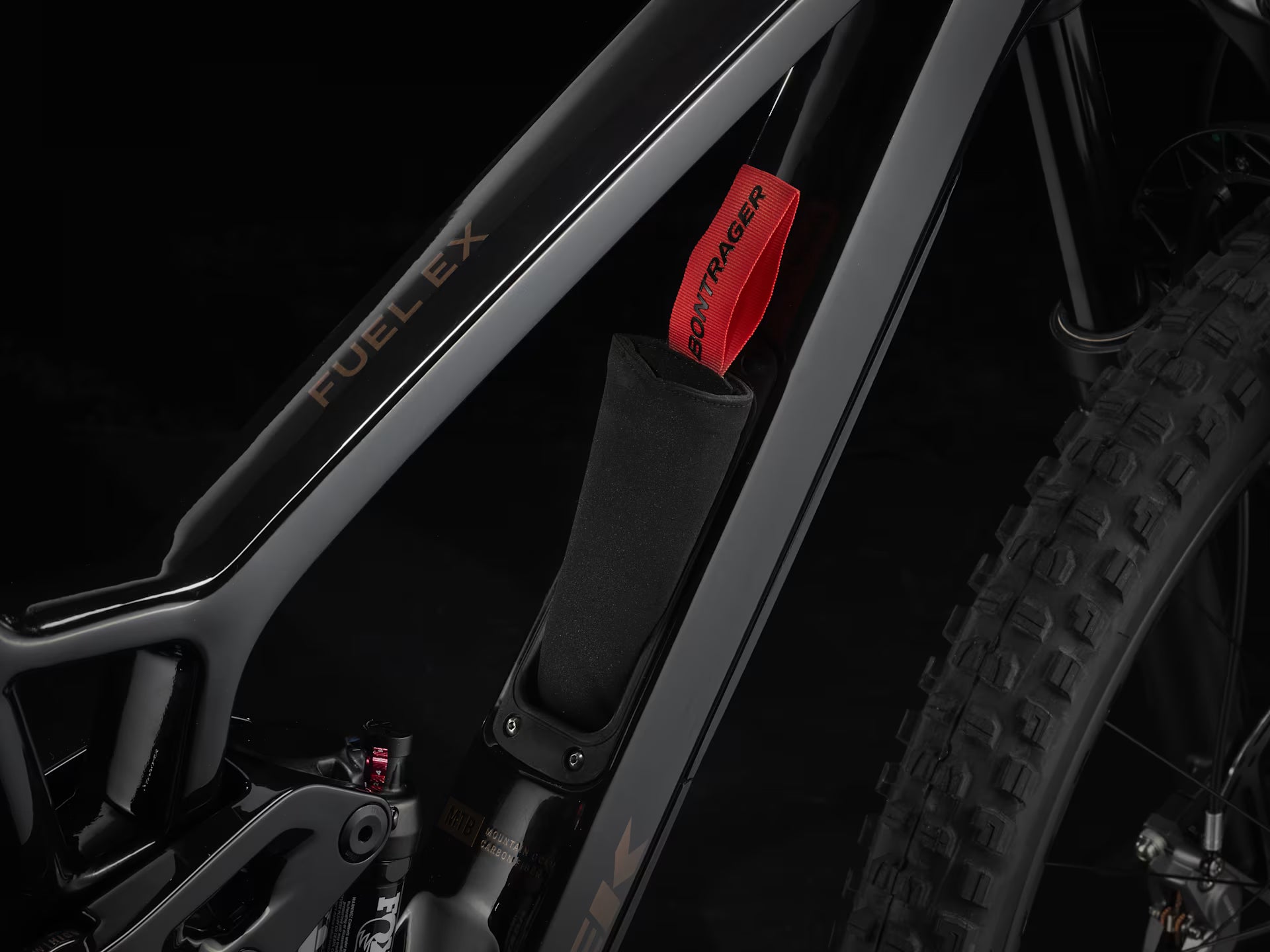 Bicicleta Mountain Bike Fuel Ex 9.8 Gen 6 GX AXS