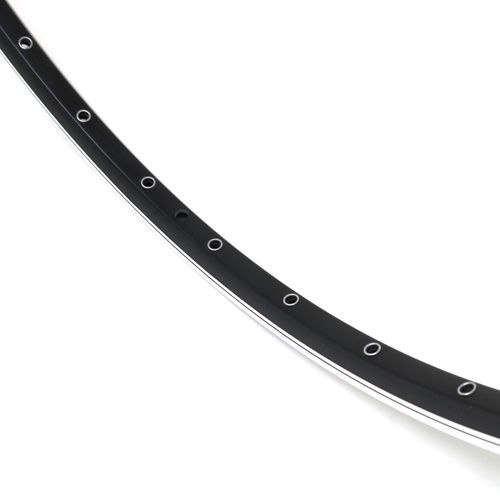Llanta Weinmann 700c Cobra Ojetillo 36h Negra