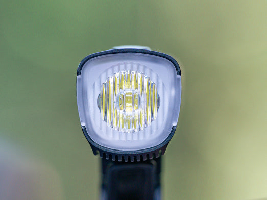 Luz delantera K1000