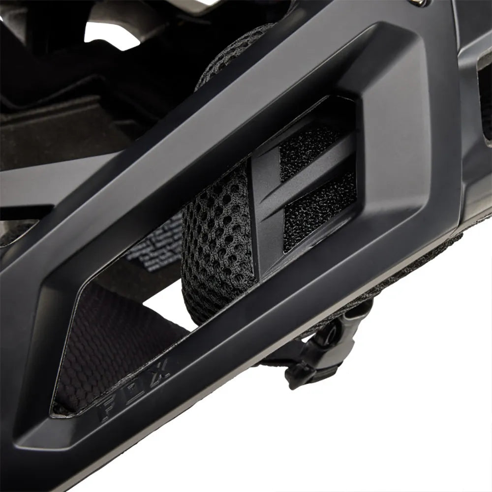 Casco Bicicleta New Proframe Nace