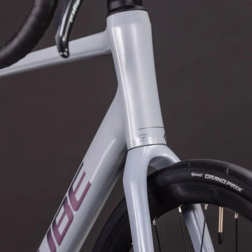 Bicicleta ATTAIN RACE FOGGREY´N´SHIFT
