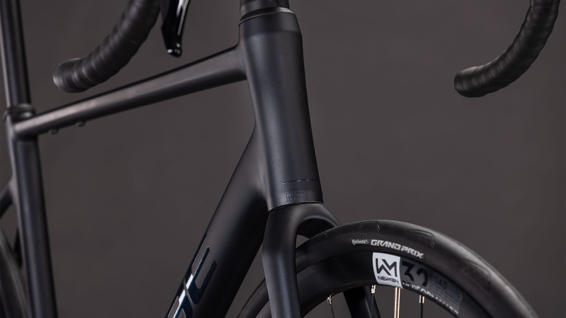 Bicicleta Ruta Attain SLX Aro 700