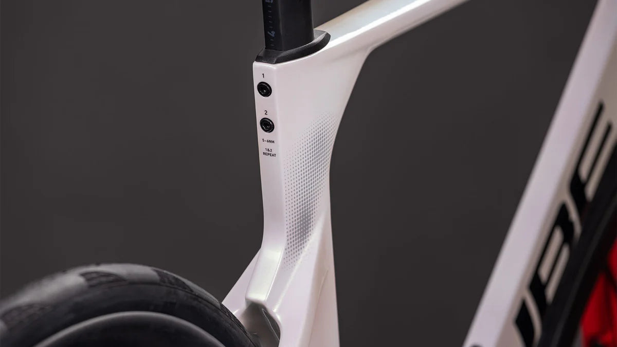 Bicicleta Ruta Litening Areo C:68X Race Teamline
