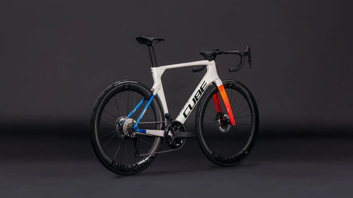 Bicicleta Ruta Litening Areo C:68X Race Teamline