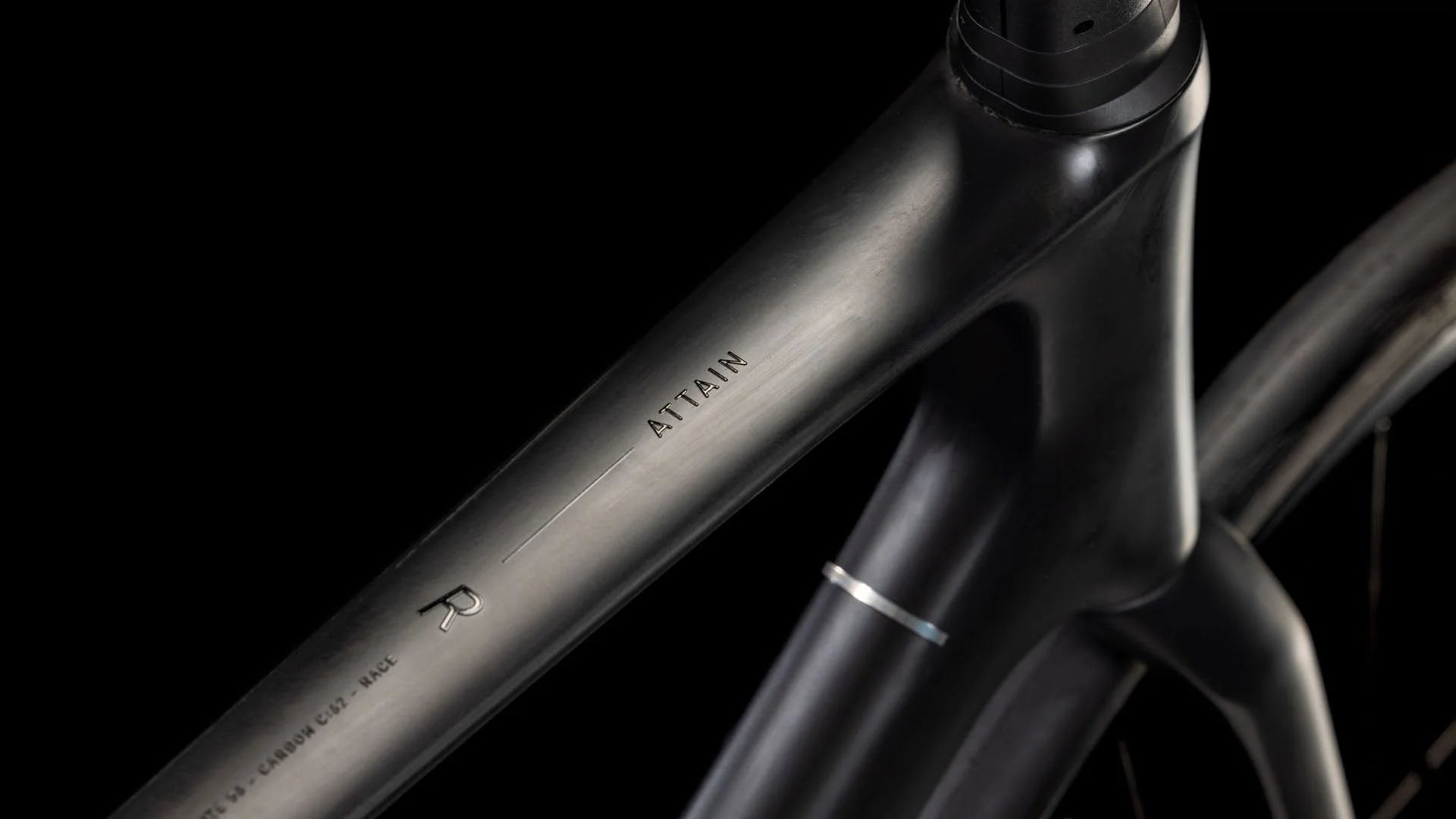 Bicicleta Ruta Attain C:62 Race Blackline