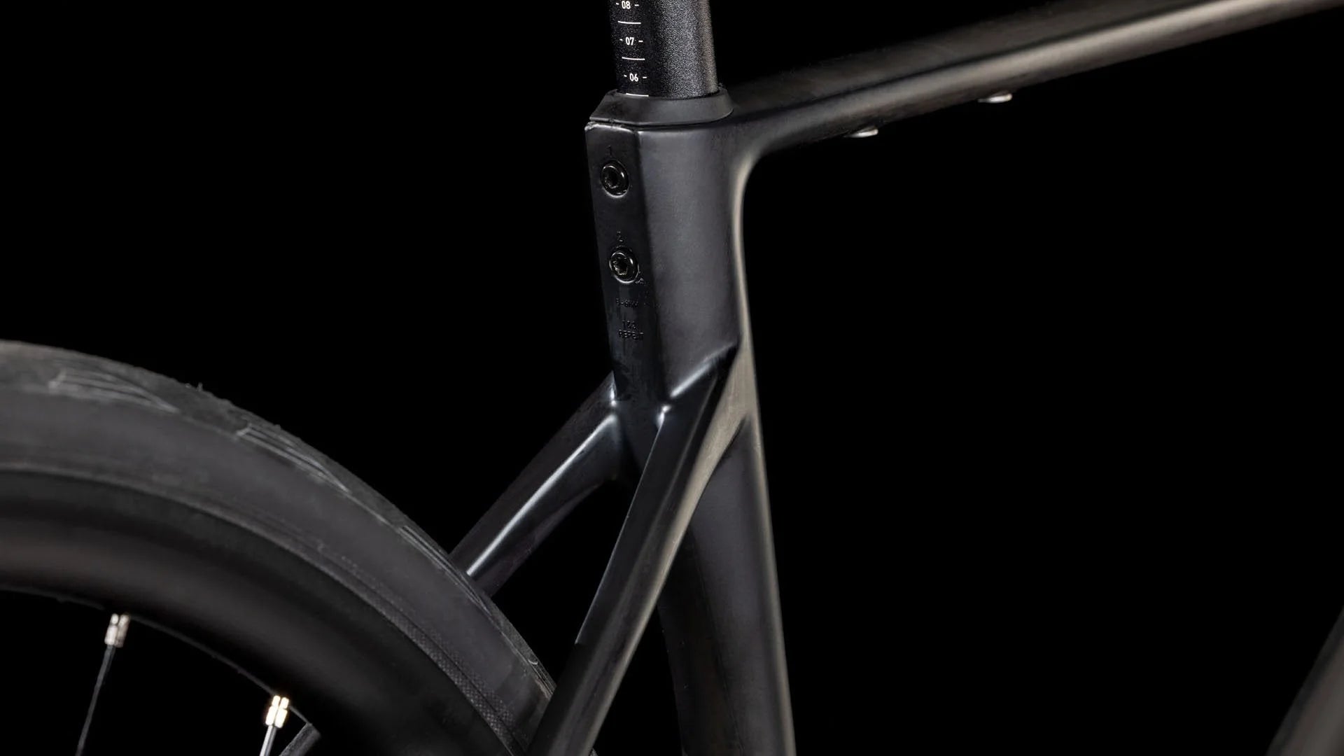 Bicicleta Ruta Attain C:62 Race Blackline