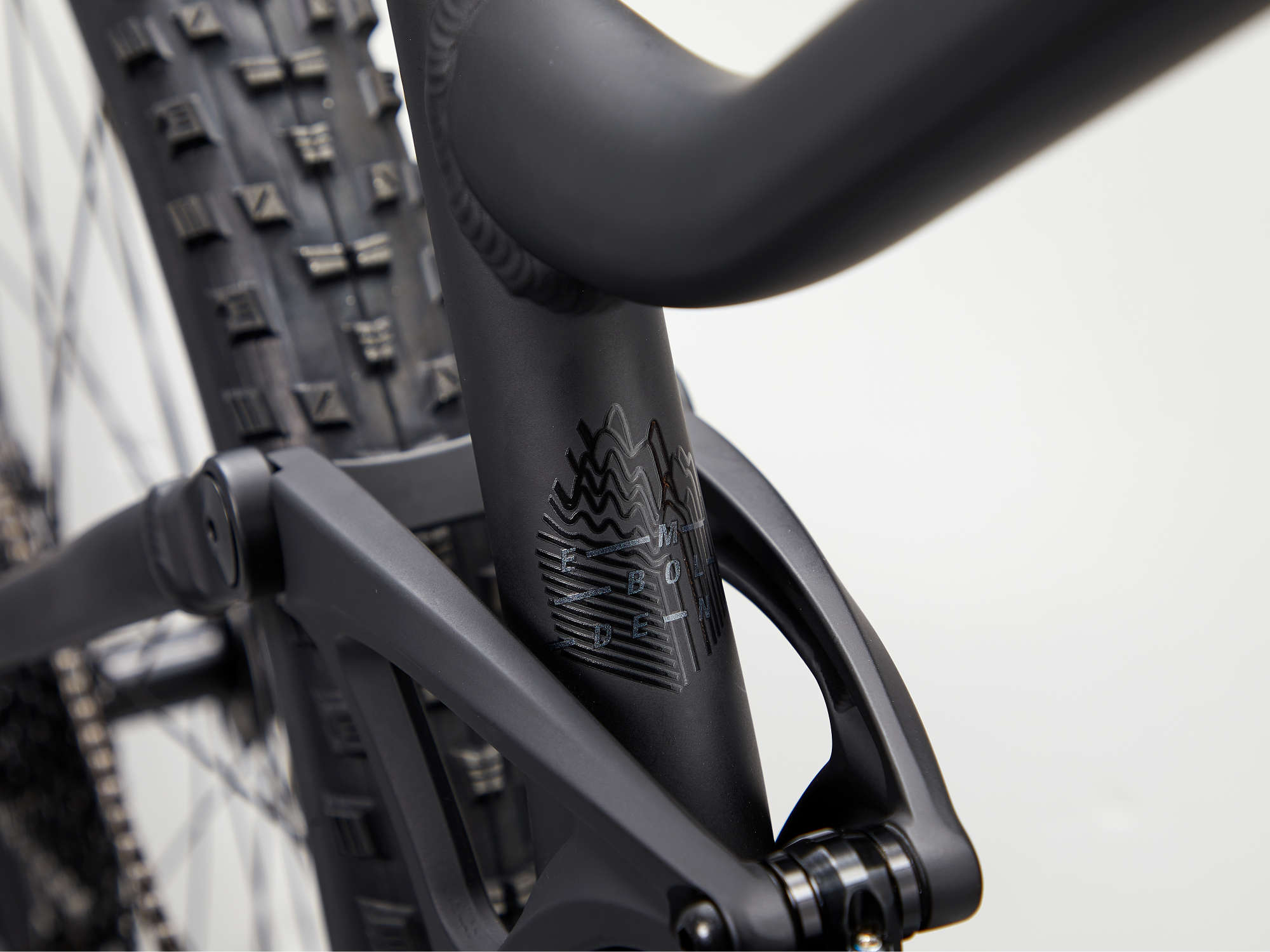 Bicicleta Mountain Bike Mujer Embolden 1 Aro 29