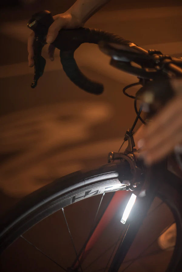 Luces Delantera/Trasera Para bicicleta Blinder Plus+// Twinpack